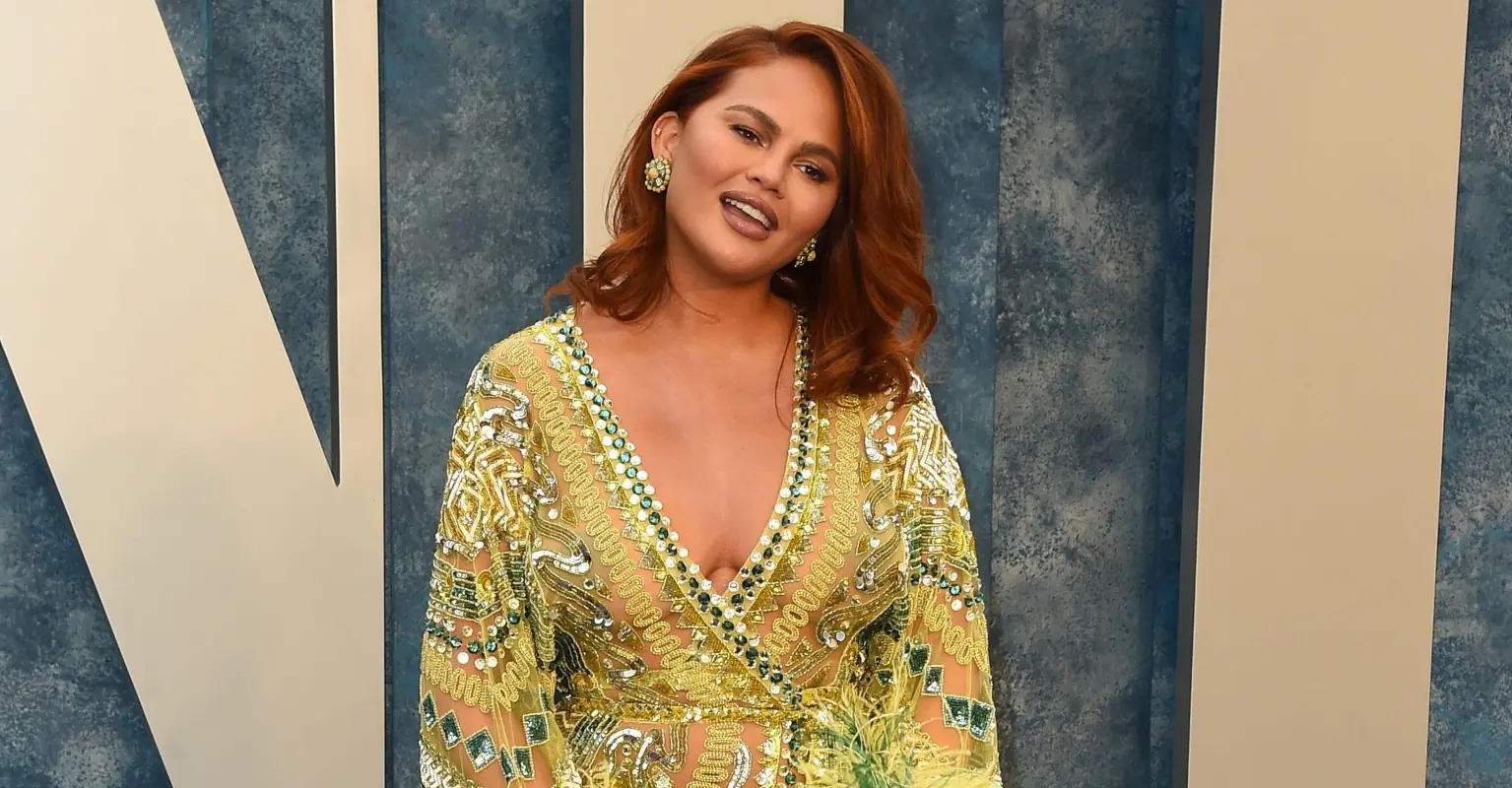 Chrissy Teigen praised for sharing super real post about 'boobs that hang' months after giving birth