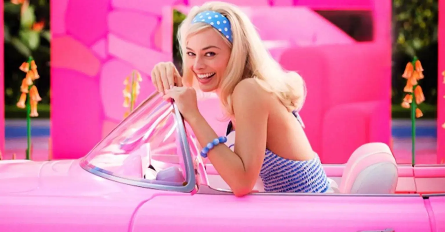 Fans can't get over how much Margot Robbie's feet feature in new 'Barbie' trailer