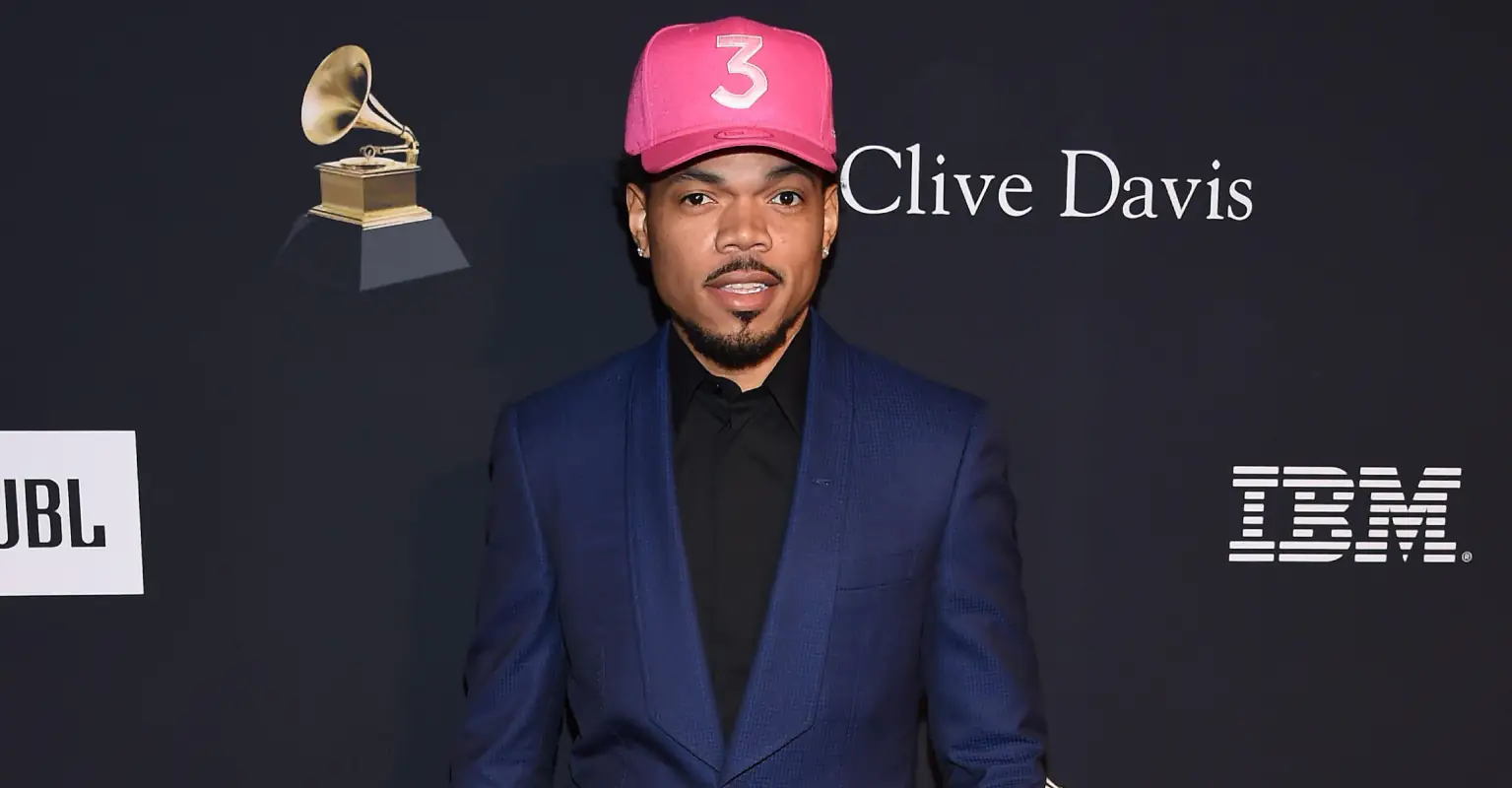 Married Chance the Rapper called out for 'inappropriately' dancing with model