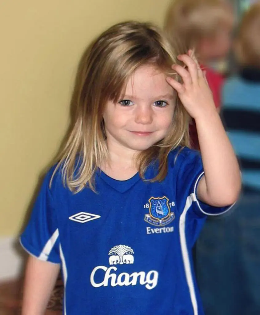 Madeleine McCann's mom reveals note in reservation book may have led to Maddie's disappearance - Article Image 2