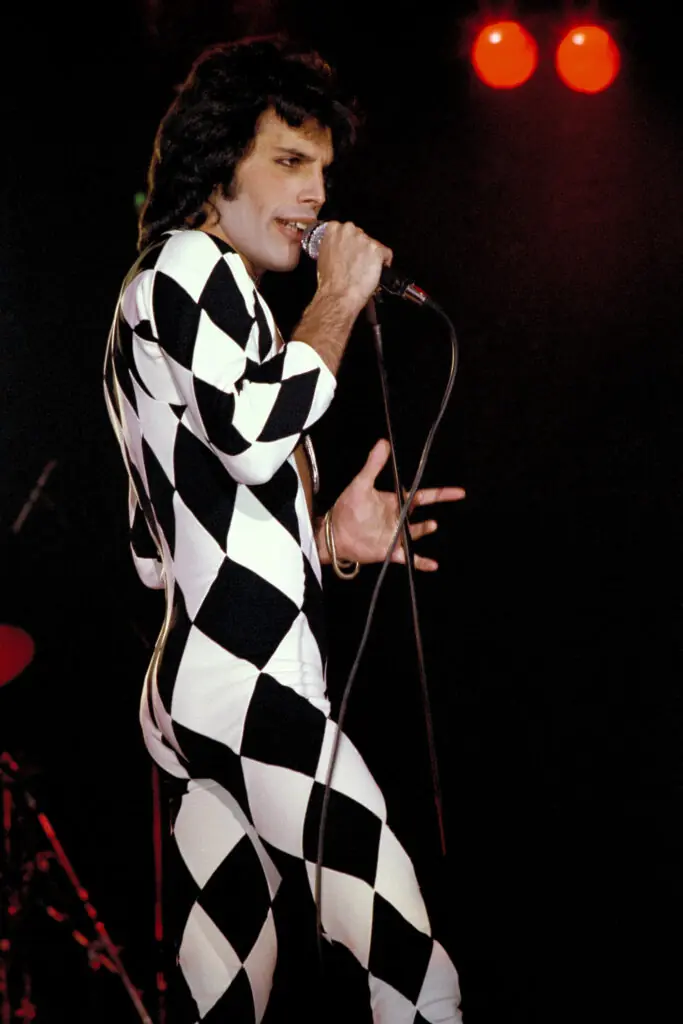 size-large wp-image-1263206972