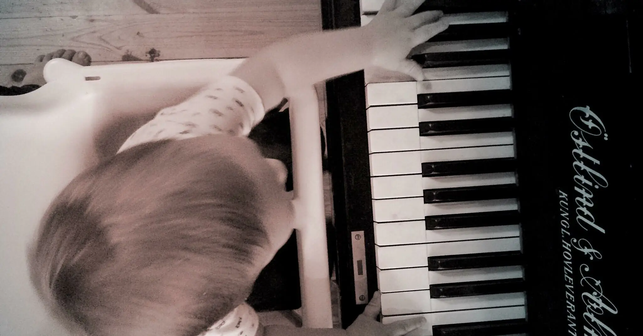 People say video of 17-month-old baby playing piano is proof of reincarnation