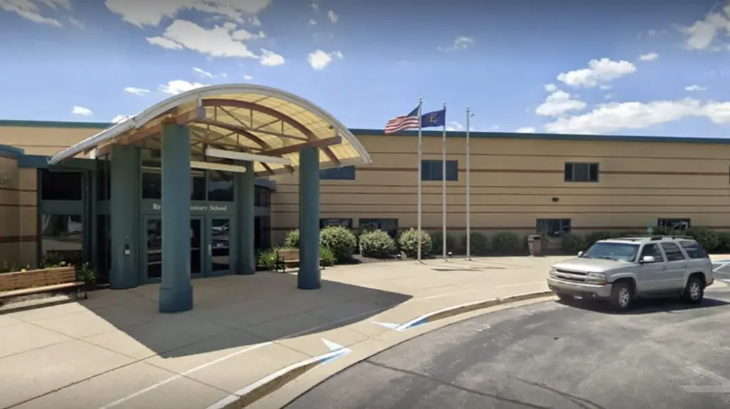 size-large wp-image-1263209156