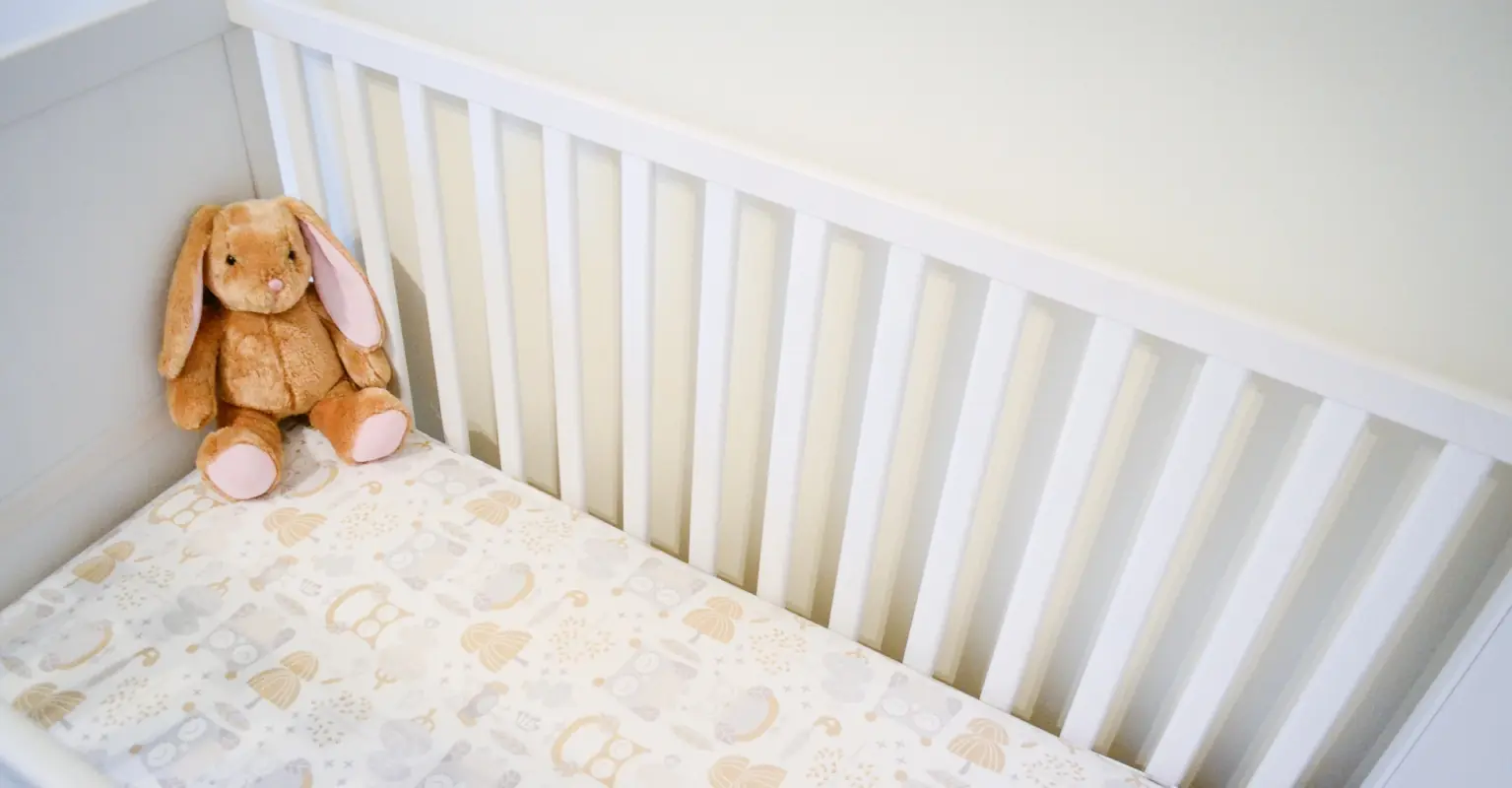 Dad eloquently explains why he refuses to assign a gender to his 3 children