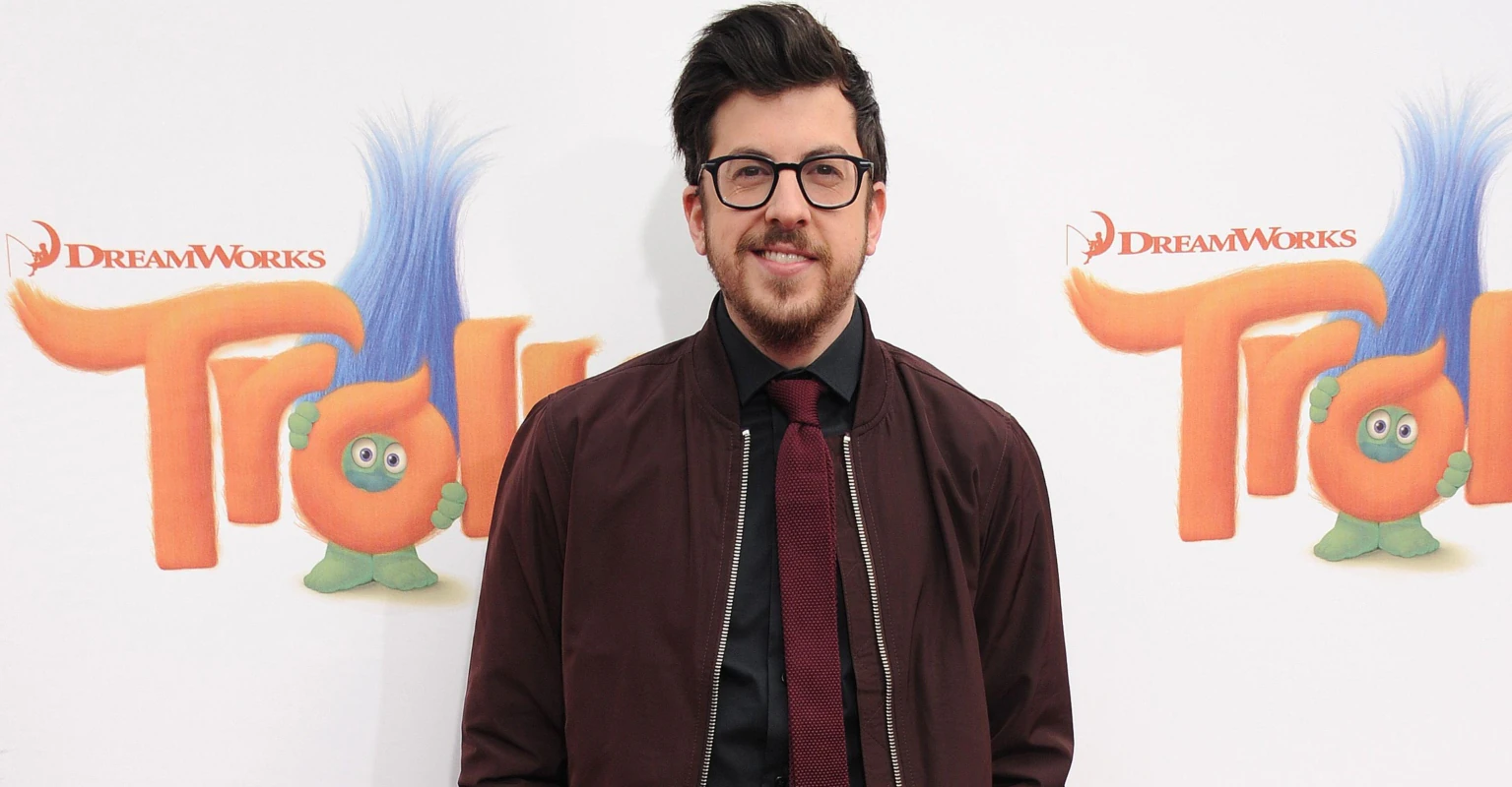 McLovin actor thrills fans after showing off engagement ring as he's spotted at basketball game
