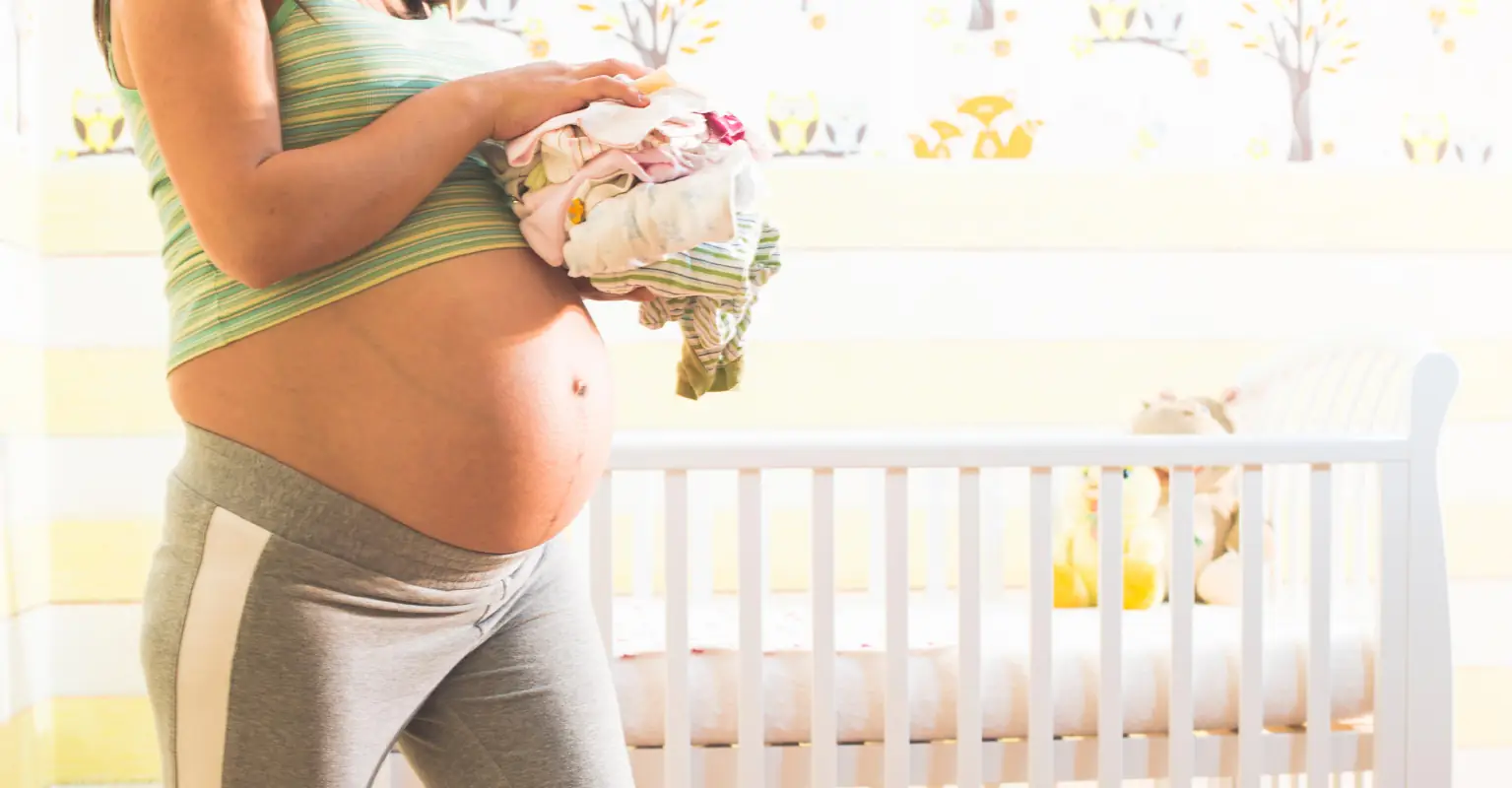 Woman, 28, who found sperm donor on Facebook is now a single mother of five children