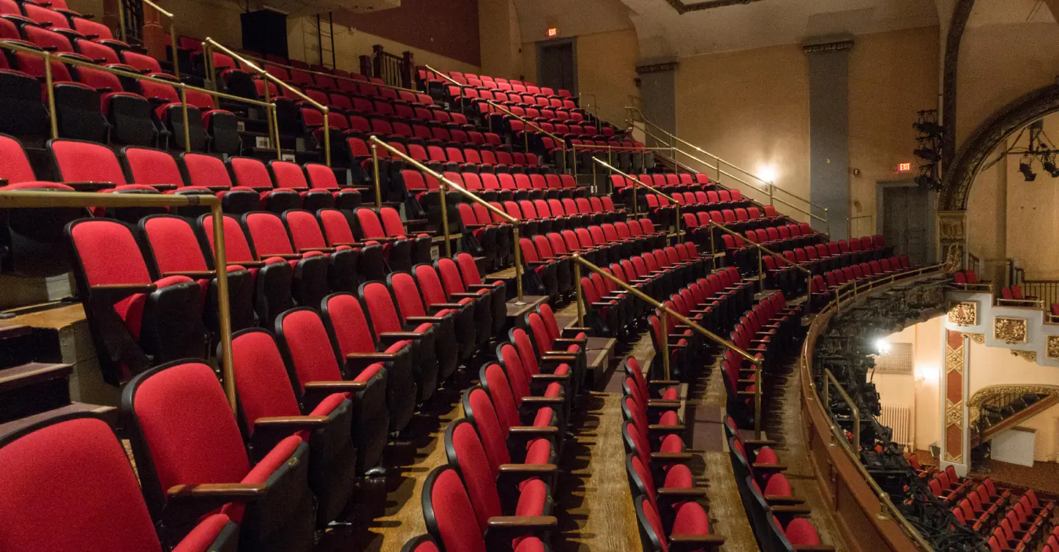 Audience member thrown out of theater after screaming over song in chaotic scenes