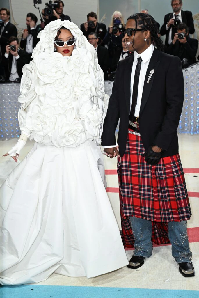 wp-image-1263209742 size-large