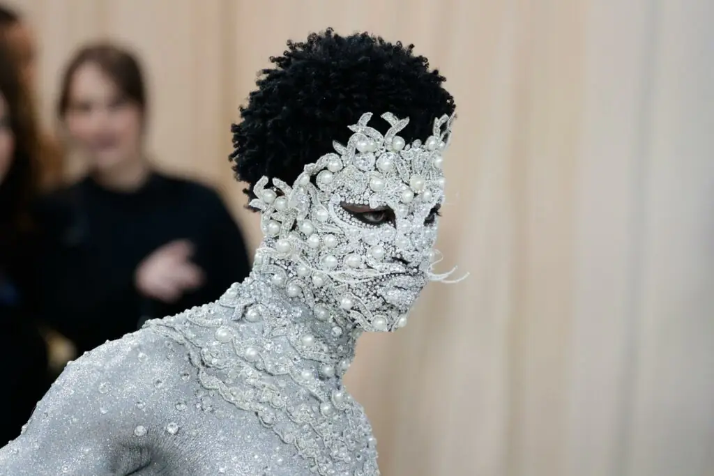 wp-image-1263209601 size-large