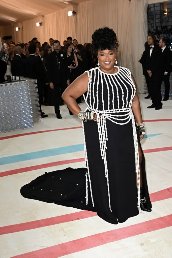 wp-image-1263209466 size-large