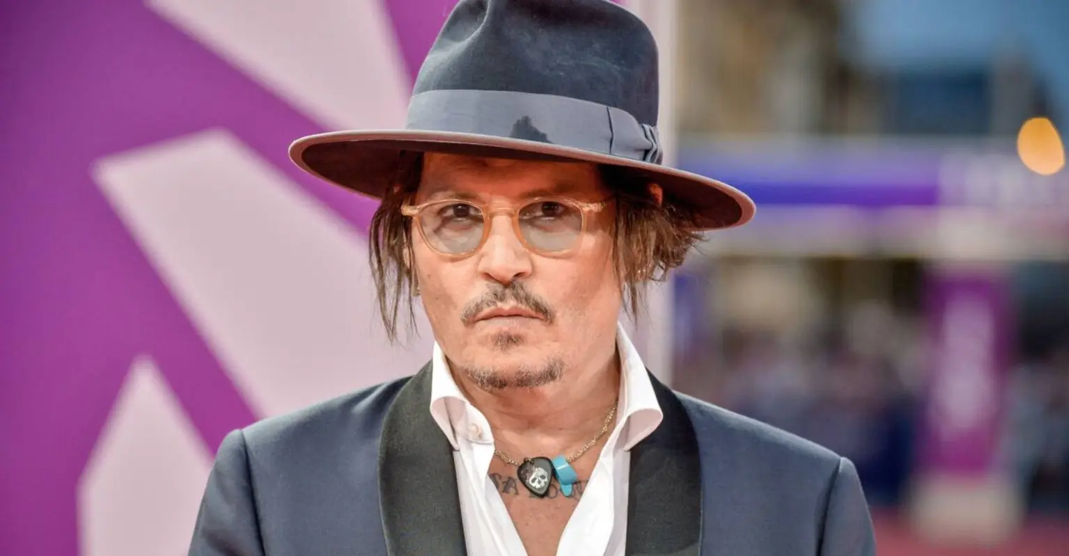 Johnny Depp fans rush to star's defence after photos of his teeth go viral