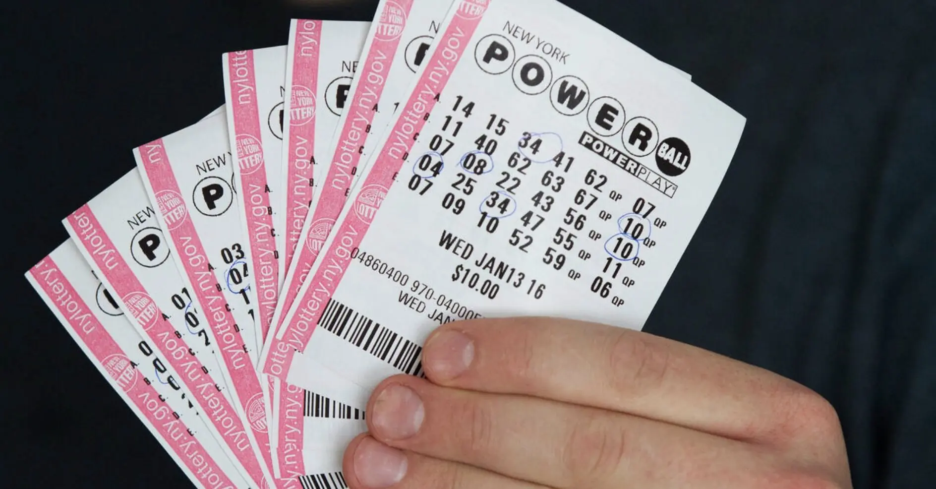 $2 billion Powerball winner served papers alleging he stole the winning ticket