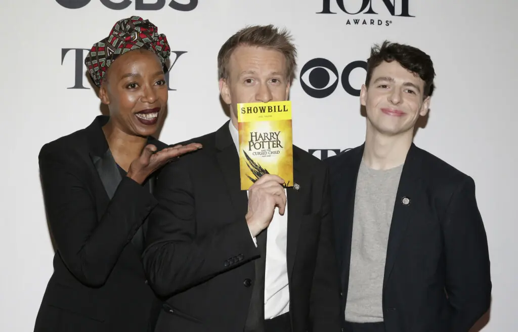 wp-image-1263211057 size-large