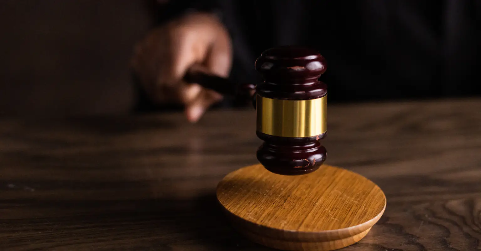 Woman testifies in own murder trial after being set on fire by boyfriend