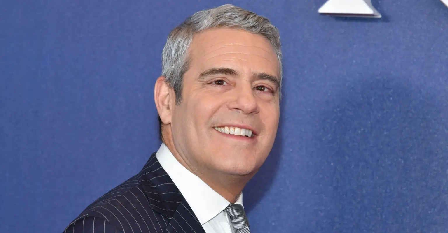 Andy Cohen says he's the only gay and only single parent at his son's school