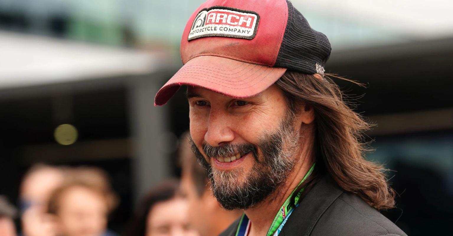 Keanu Reeves reunites with his band for first public performance in over 20 years