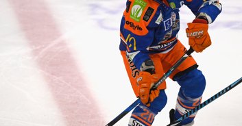 Pro ice hockey player Alex Graham dies aged just 20