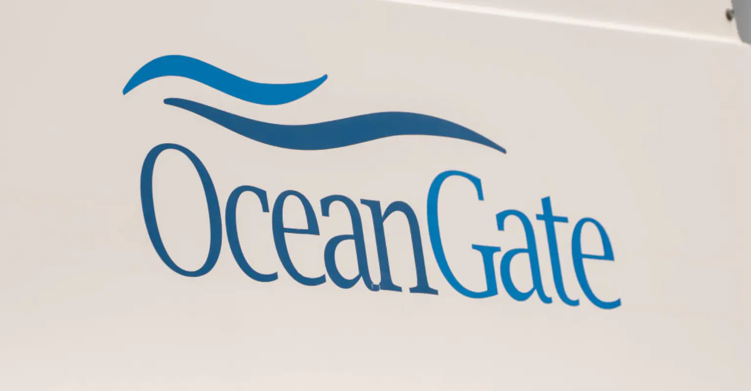 News station slammed for running 'oxygen countdown' for missing Titanic sub passengers