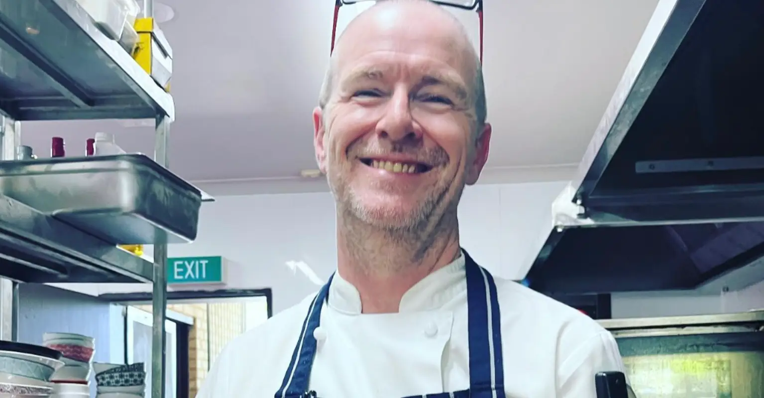 Celebrity chef bans all vegans from his restaurant after complaint from plant-based customer