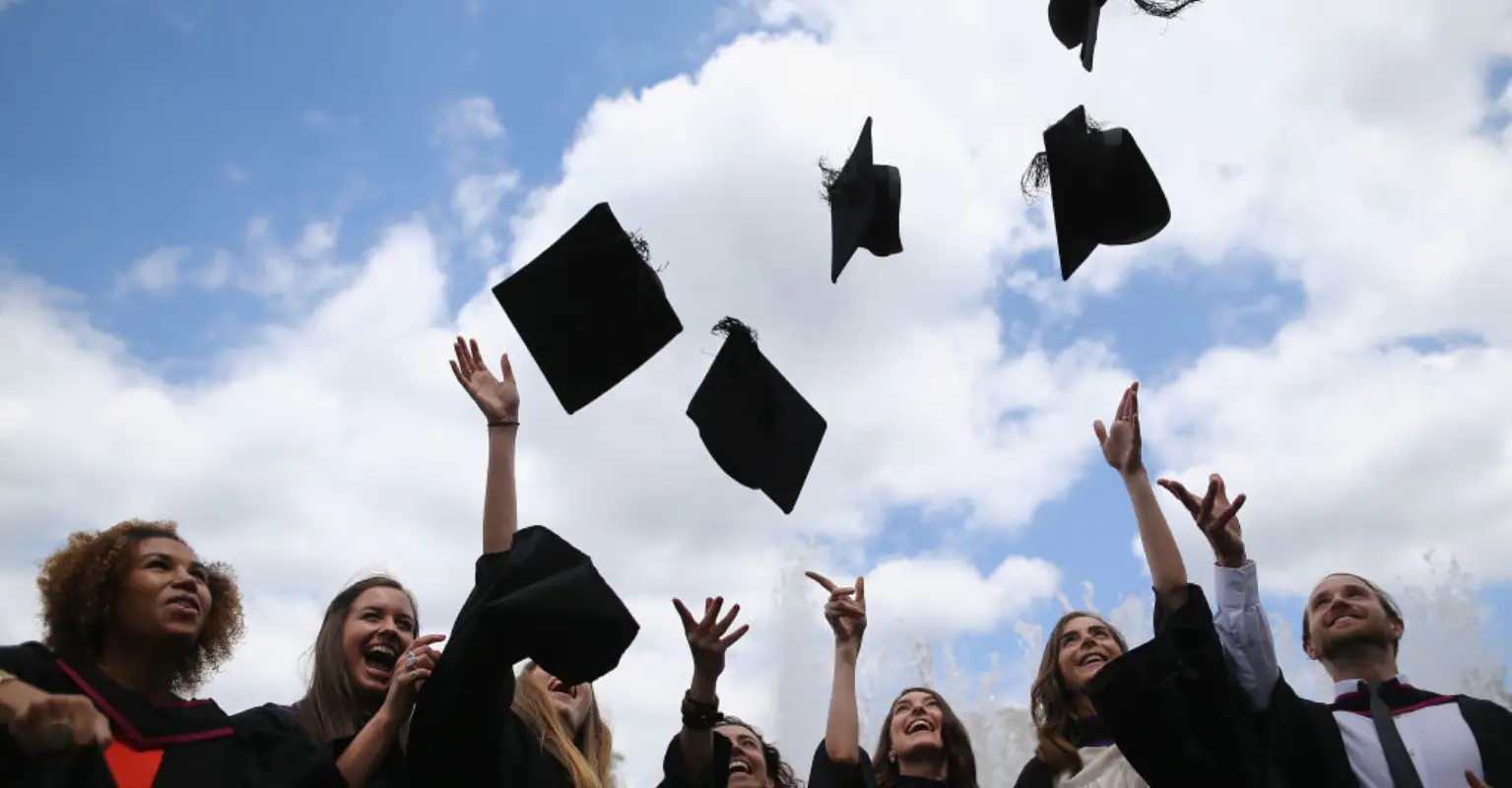 Military father travels over 30 hours to surprise his daughter at graduation ceremony