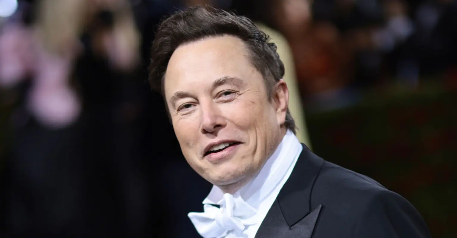 Elon Musk says DOJ has a 'far higher interest in pursuing Trump' over others