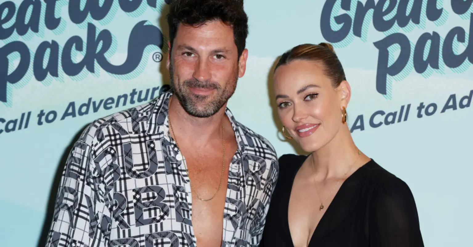 'DWTS' stars Peta Murgatroyd and Maksim Chmerkovskiy welcome rainbow baby