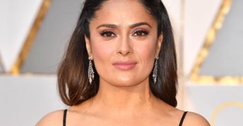 Salma Hayek praised by fans after proudly displaying gray hair
