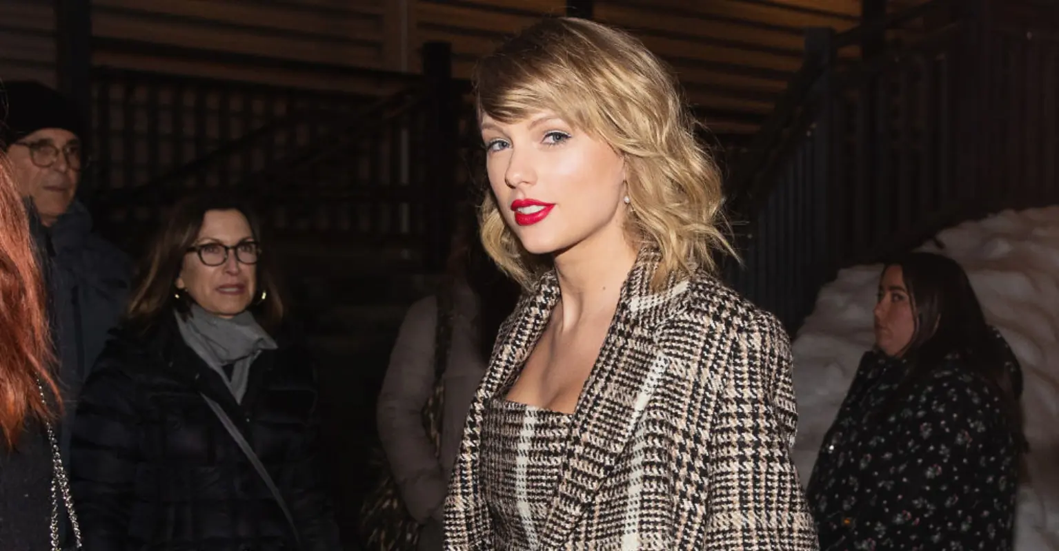 Taylor Swift fans slammed as 'barbaric' for swarming her at wedding event