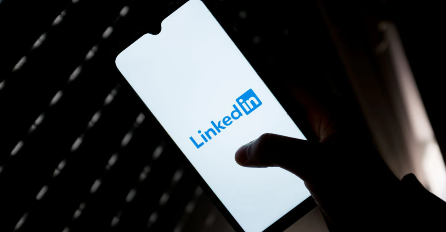 Woman says she uses LinkedIn as a dating app to find 'A-grade men'
