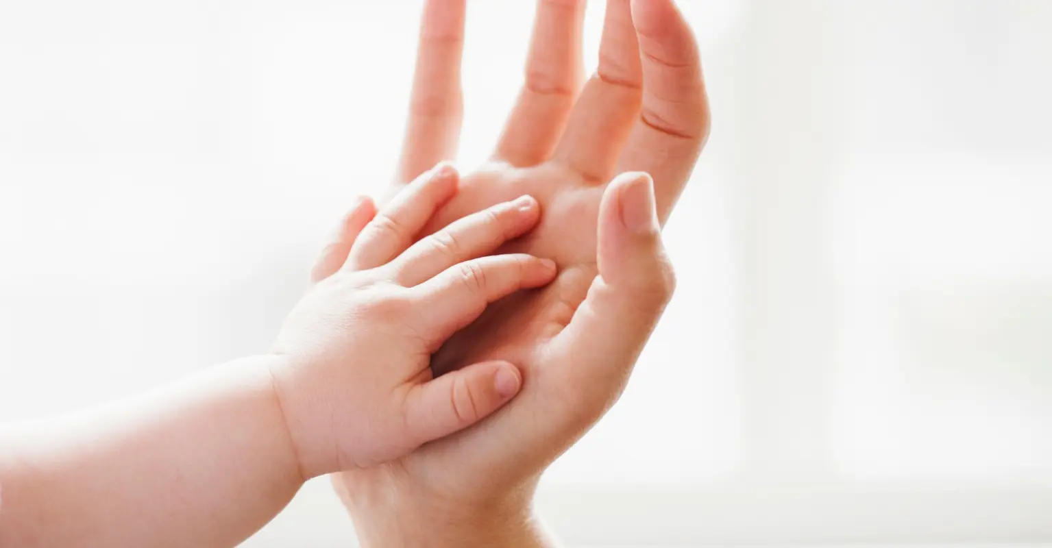 Mom and dad welcome twins on their joint birthday