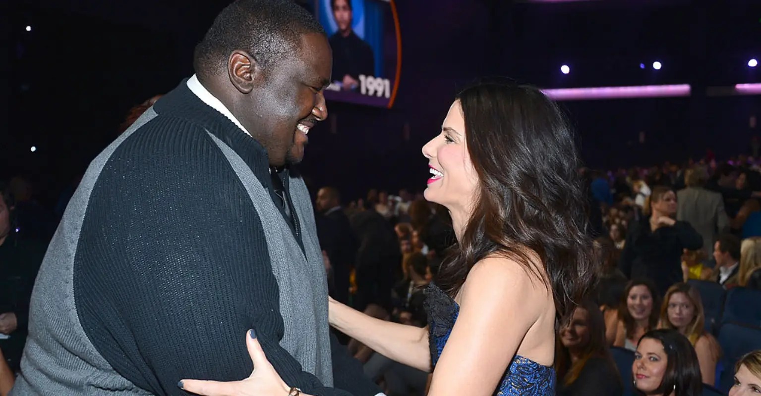 'Blind Side' star blasts fans calling for Sandra Bullock to lose Oscar after Michael Oher's claims