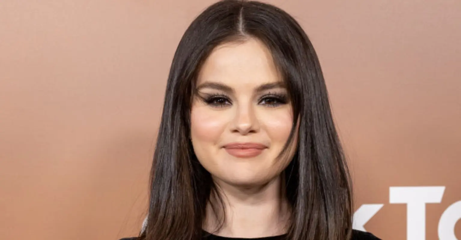 Selena Gomez forced to delete Instagram post after it sparked outrage among furious fans