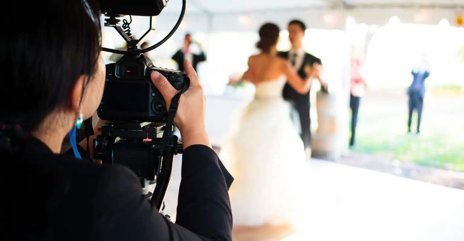 Bride demands full refund after wedding photographer sleeps with the groom