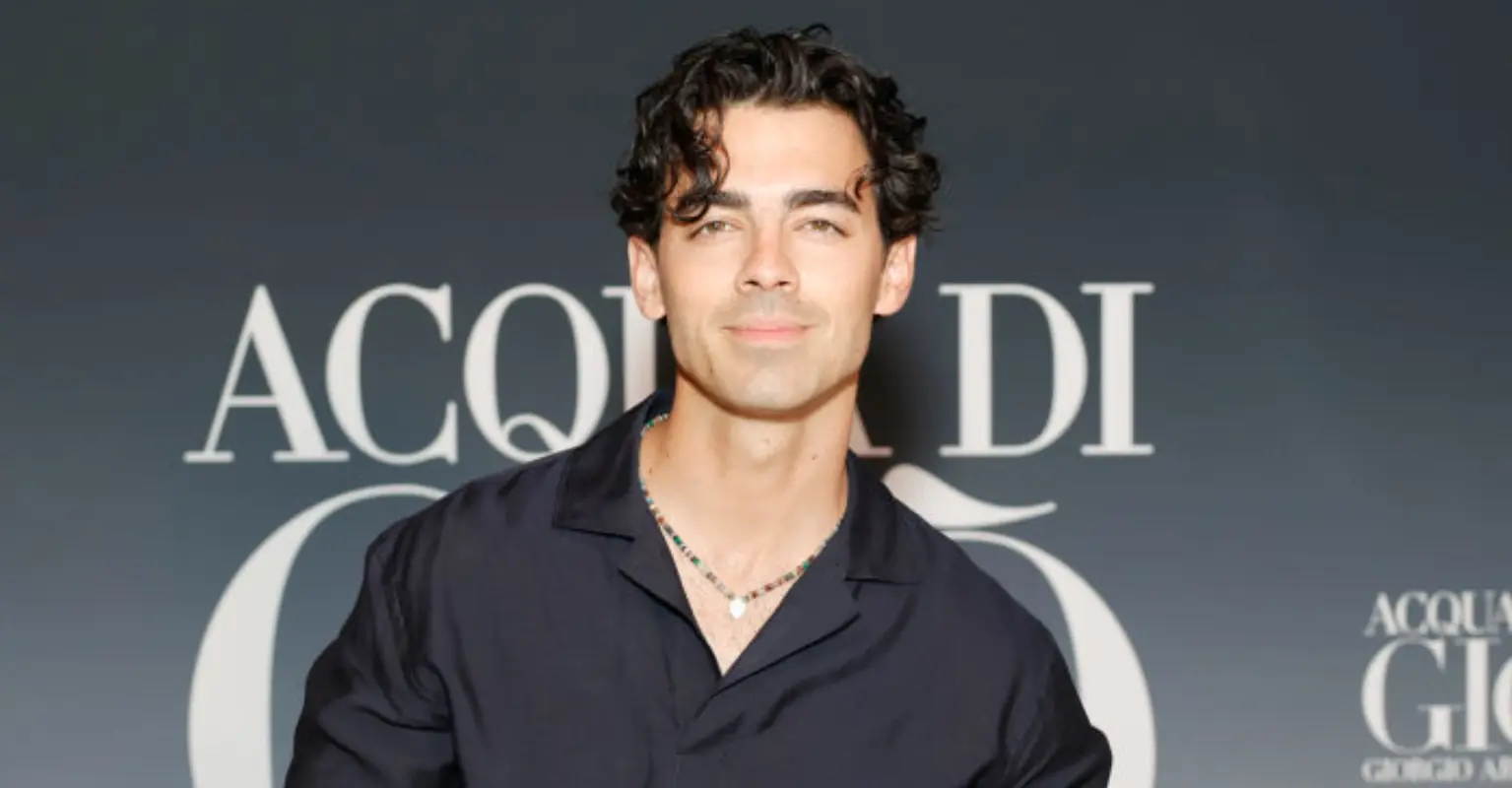 Joe Jonas breaks silence on 'tough week' after filing for divorce from Sophie Turner during concert