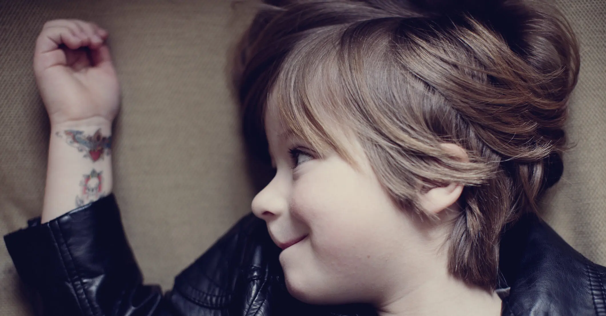 Mom calls the police after aunt tattoos her daughter, 7, without consent