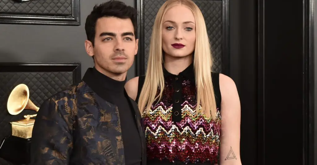 size-large wp-image-1263227176