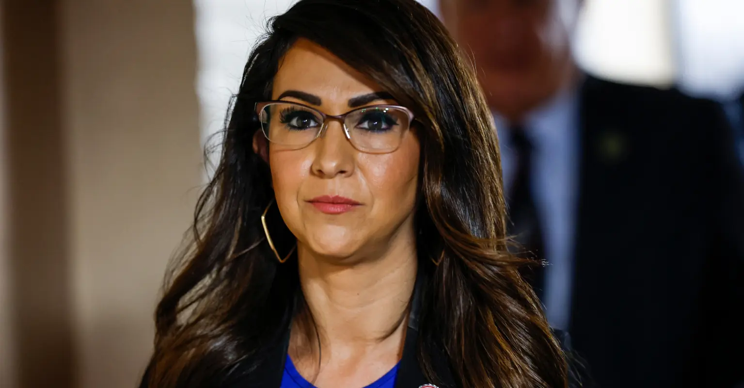 Lauren Boebert issues an apology for 'Beetlejuice' behavior, admits to vaping in packed theater