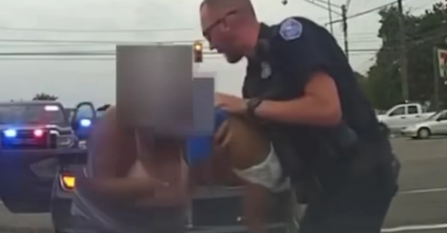 Hero police officer saves baby's life after pulling over car for speeding