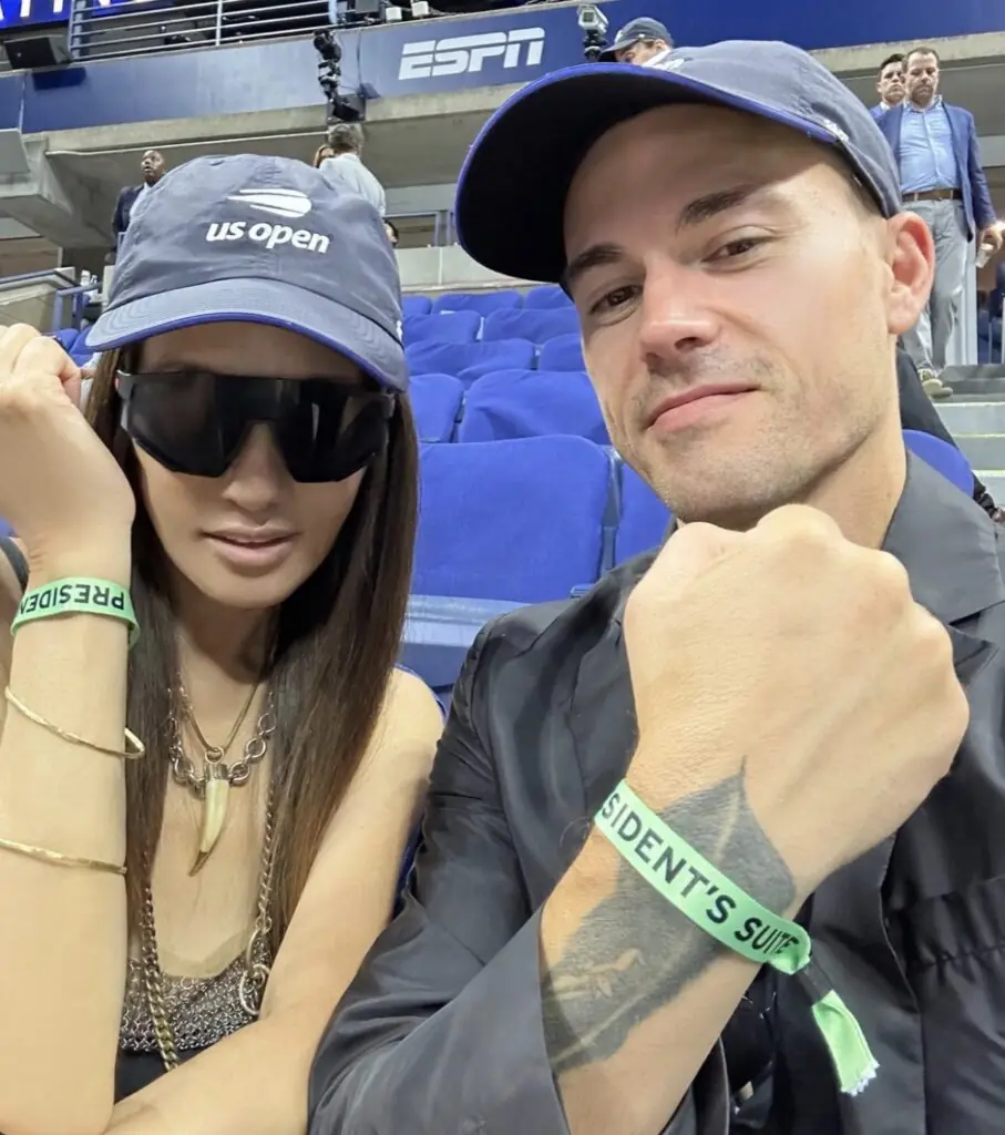 size-large wp-image-1263228925