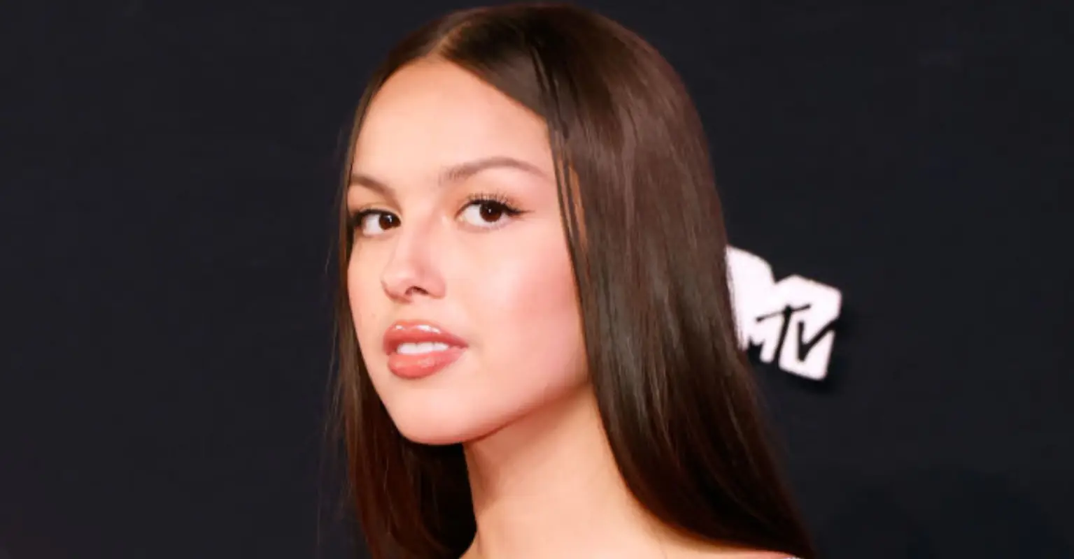 Olivia Rodrigo finally speaks out on her rumored 'feud' with Taylor Swift