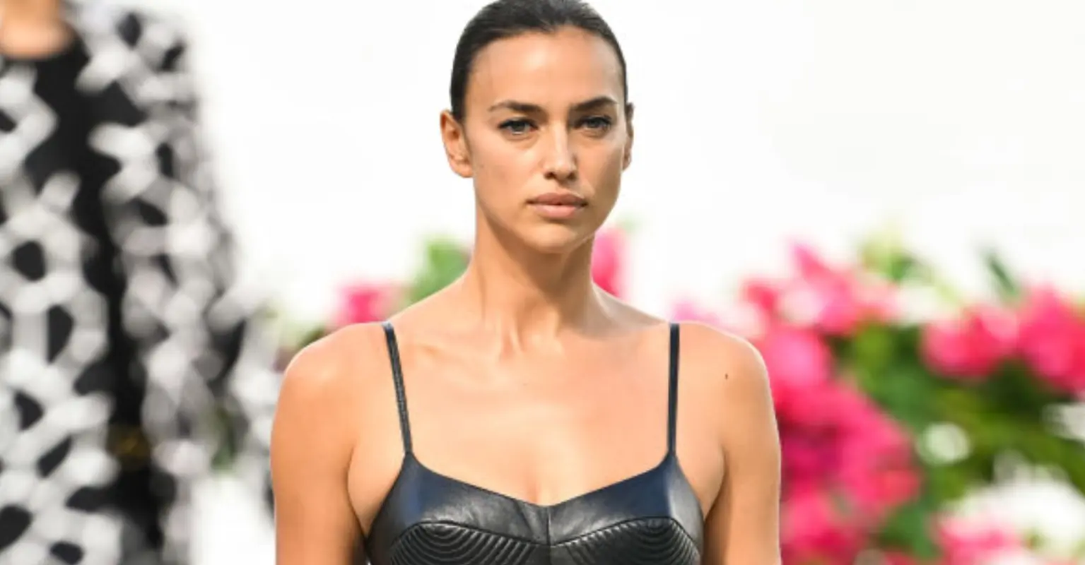 Supermodel Irina Shayk criticized for wearing a fake black eye at fashion show