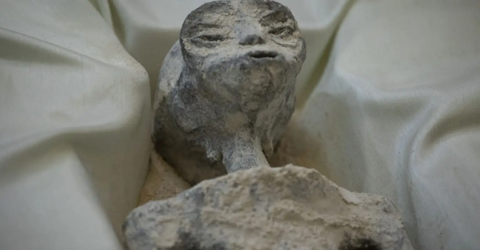 Criminal probe launched into UFO expert who presented 'alien corpses' in Mexico