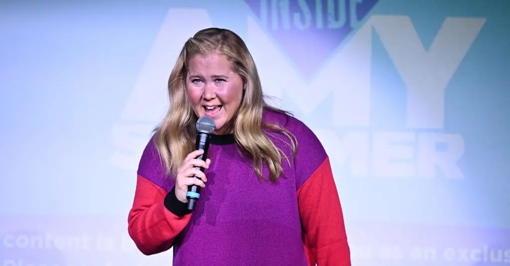 Amy Schumer sends warning to fans in their 20s as she shares pic from hospital