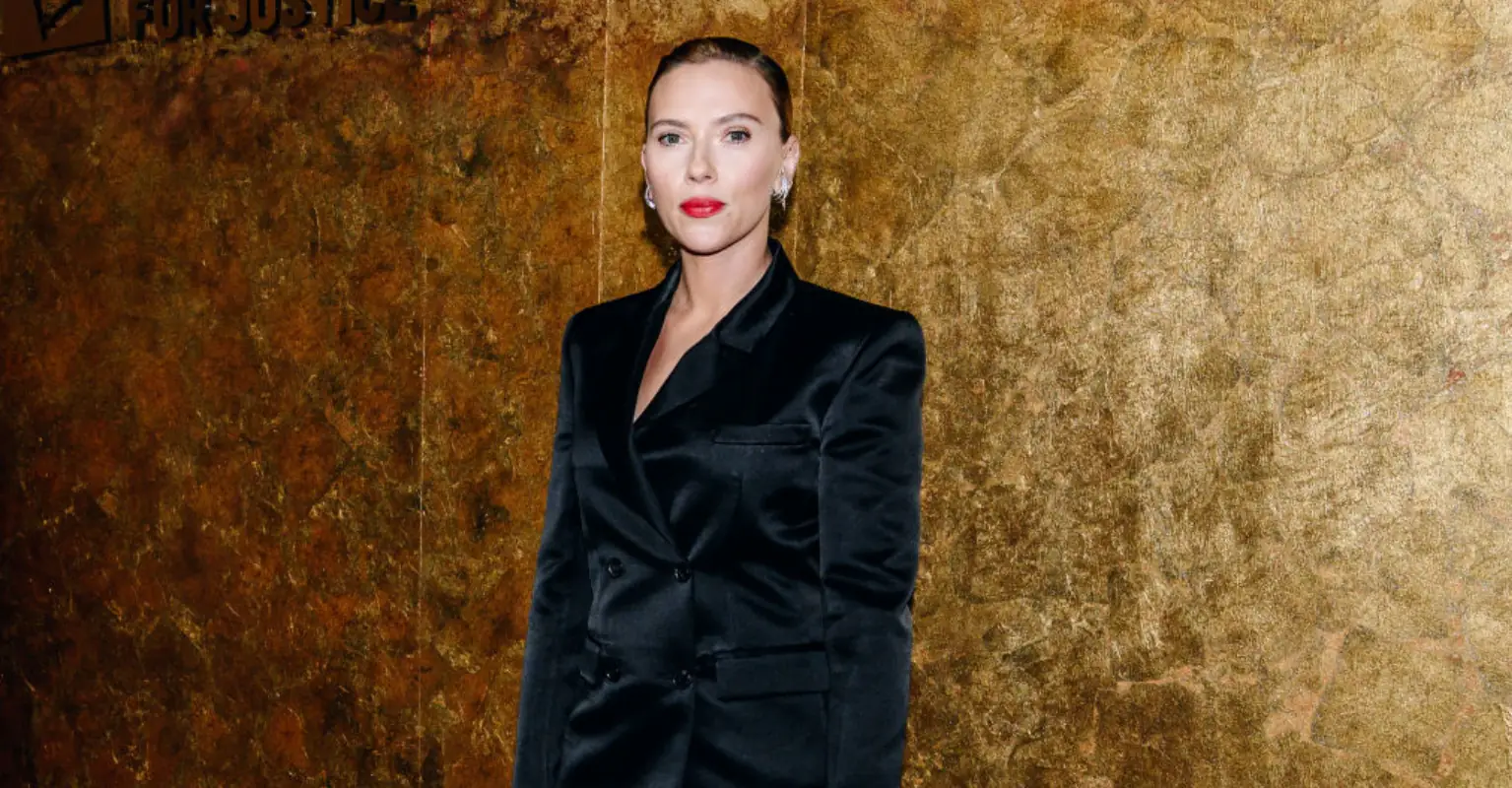 Scarlett Johansson praises 'powerful' Pamela Anderson for going makeup-free at Paris Fashion Week