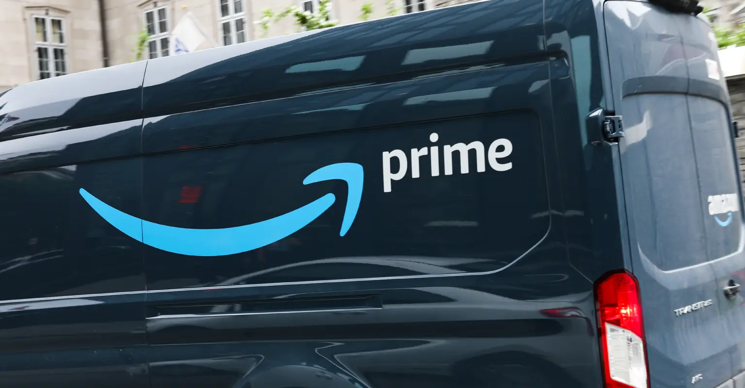 Amazon delivery driver says regular customers should leave snacks out for drivers