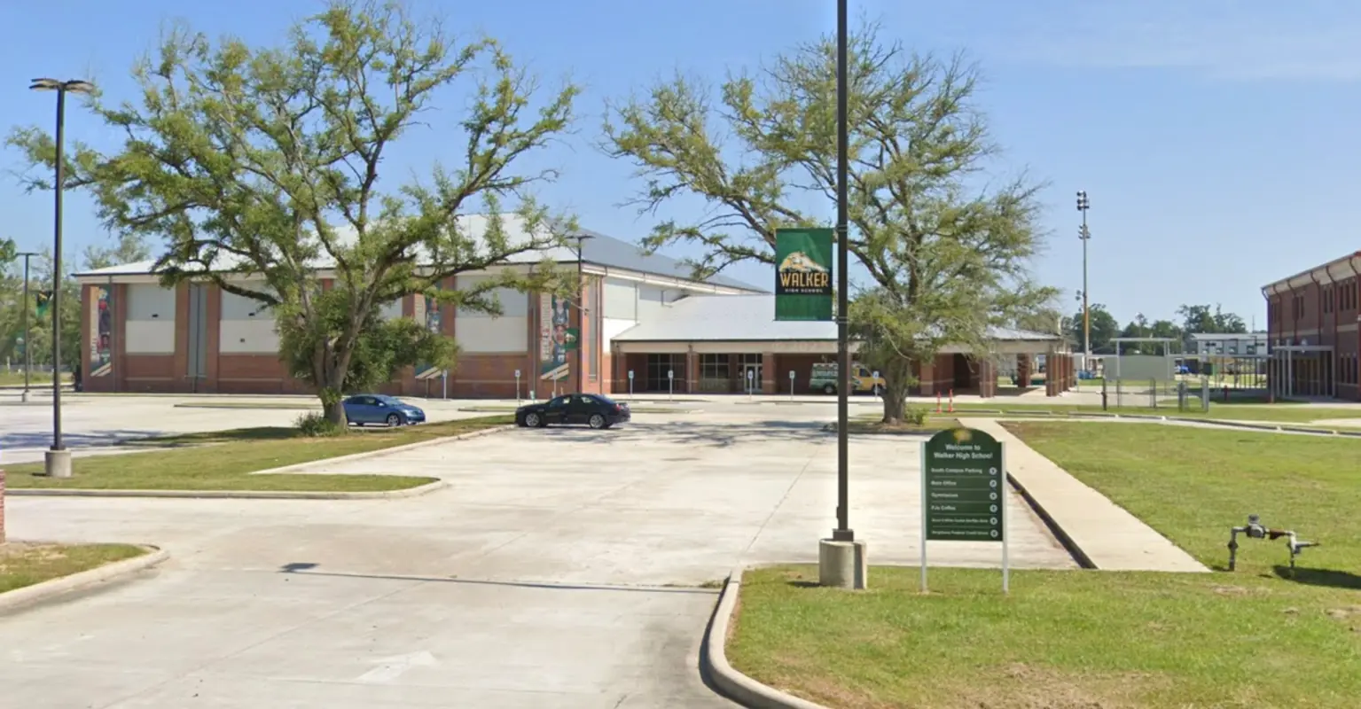 High school honor student loses scholarship after 'twerking' dancing video is seen by principal