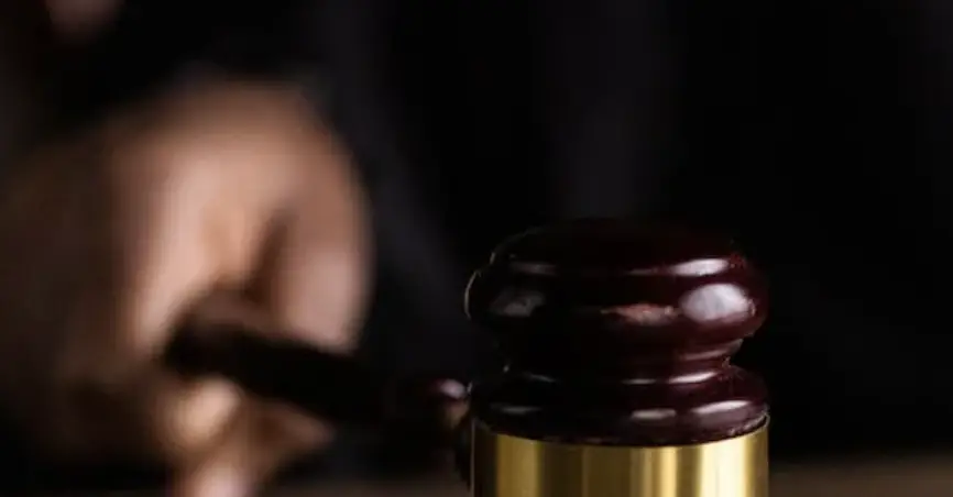 'Fake lawyer' who won dozens of court cases with no qualifications is arrested