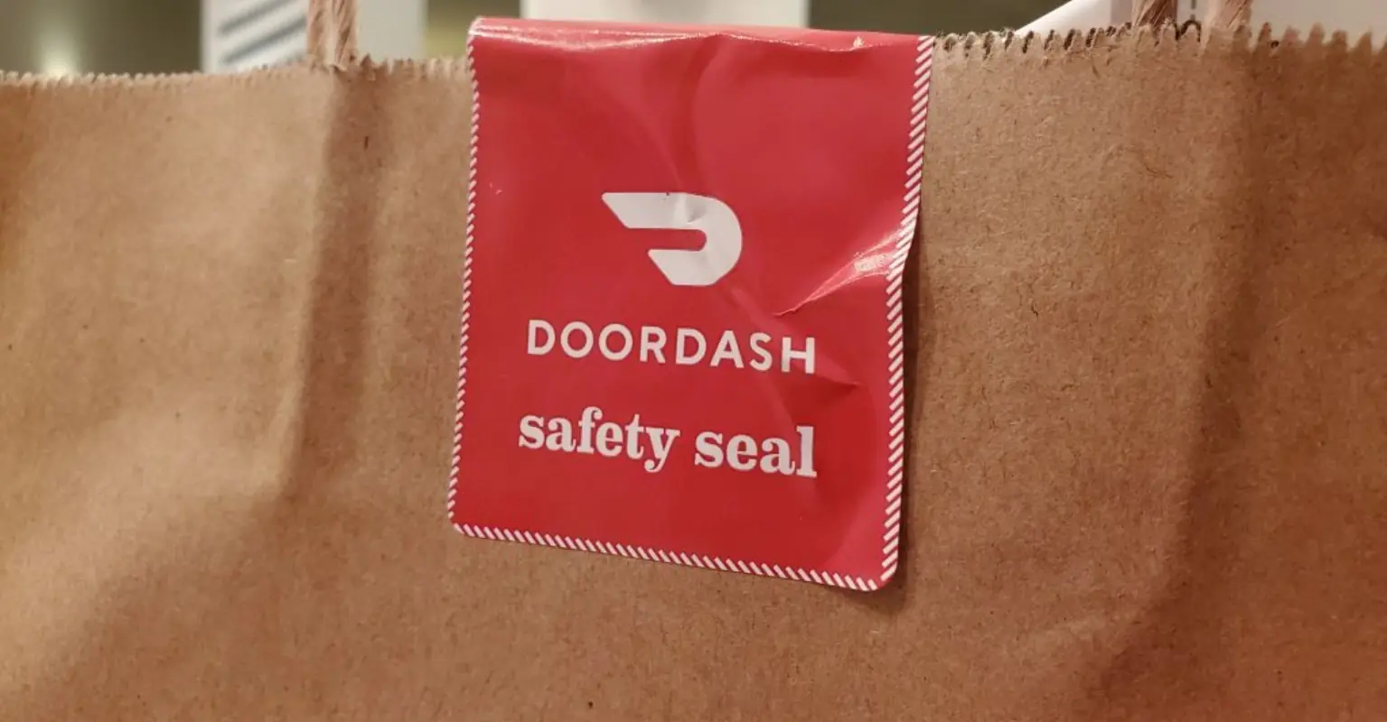 Woman astounded by DoorDash driver's response after she told him he'd delivered her food to the wrong house