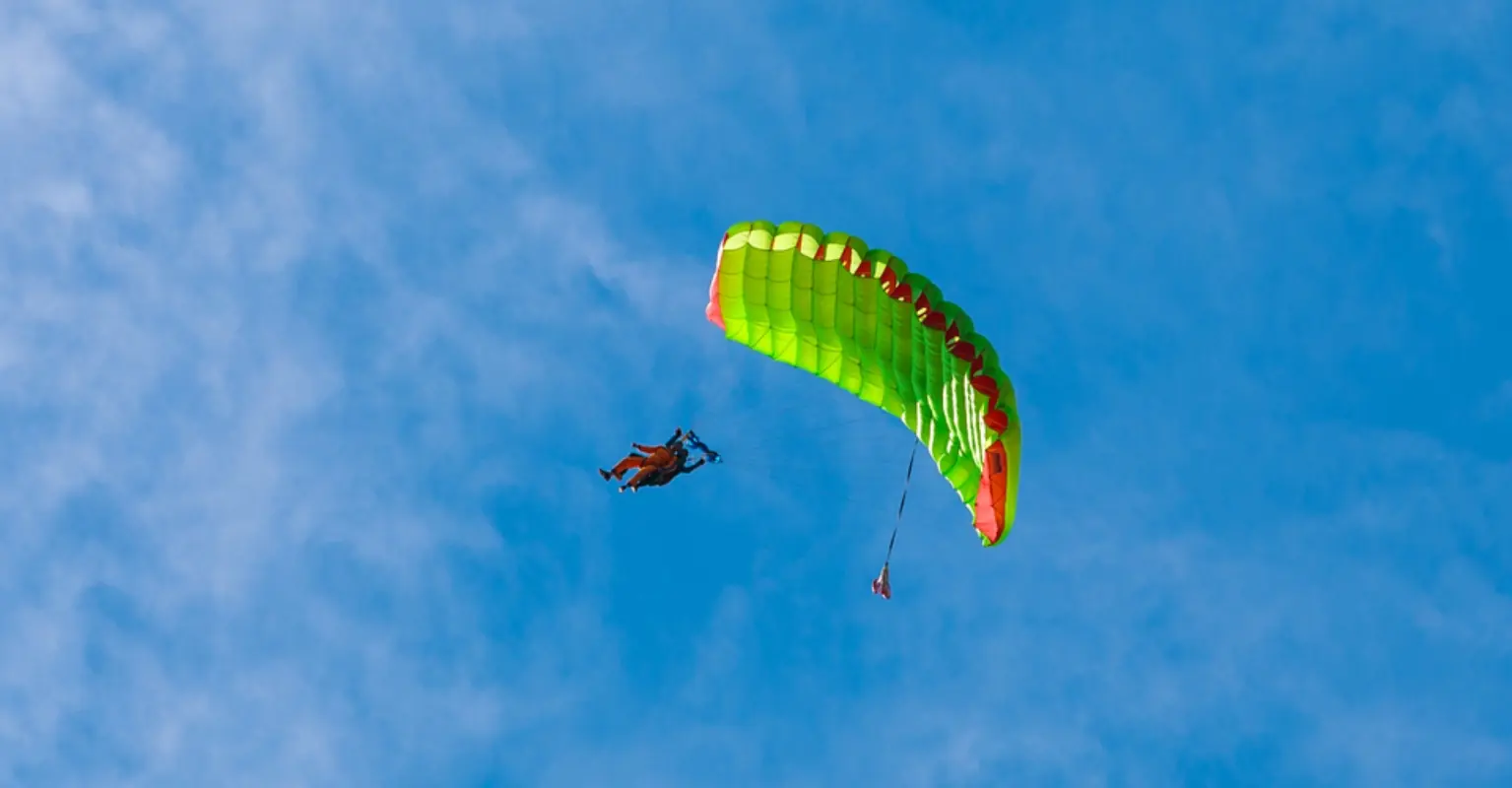Body of skydiver found on front lawn of Florida home after fatal fall