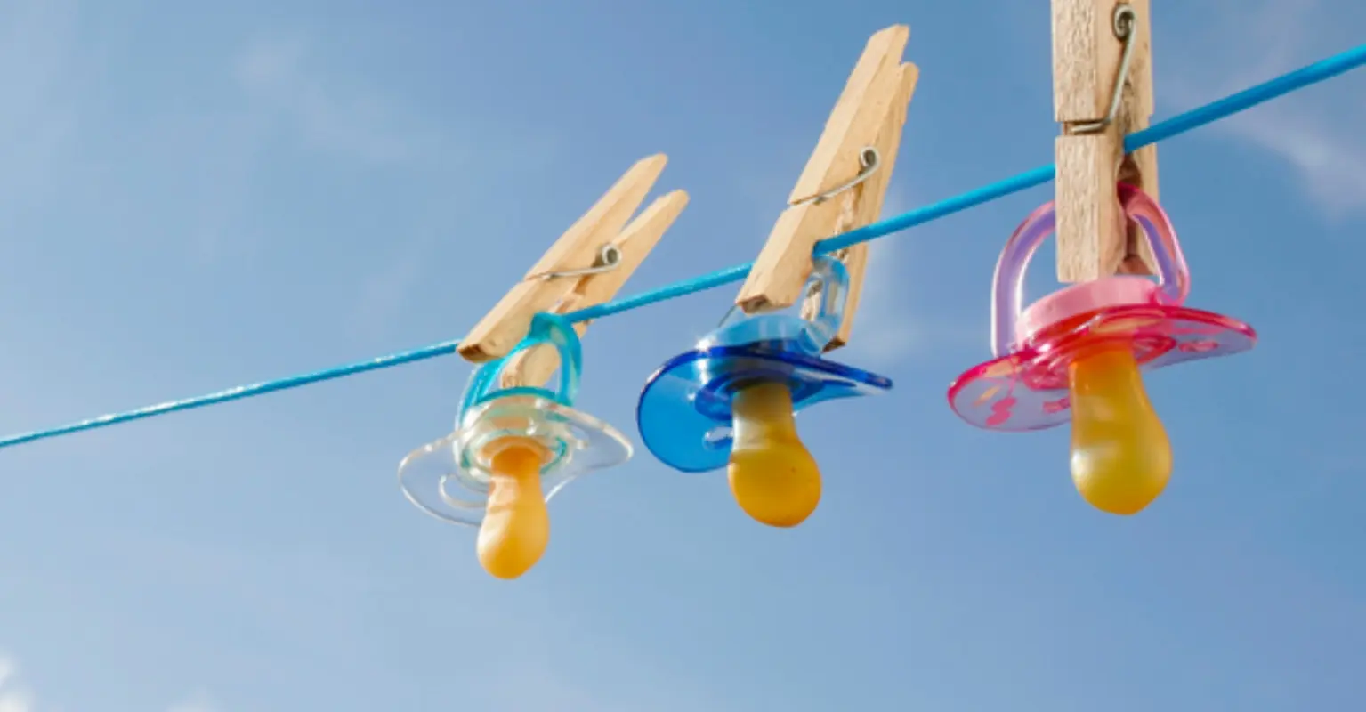 Mom finds out she's pregnant, then days later, gets pregnant again with twins